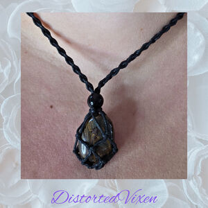 Tiger’s Eye Macramé Crystal Jewelry | Necklace | One of a Kind